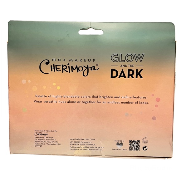 Cherimoya Mermaid Palette Glow and the Dark Max Makeup 18 Eye Shades/3 Highlight - Picture 6 of 8